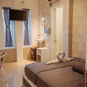  Affittacamere Simple Kuta Bedroom Indonesia